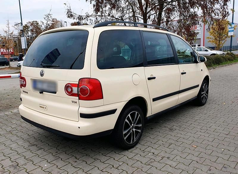 Gebraucht VW Sharan 116 PS (85 kW) 2007 Gelb Van / Kleinbus