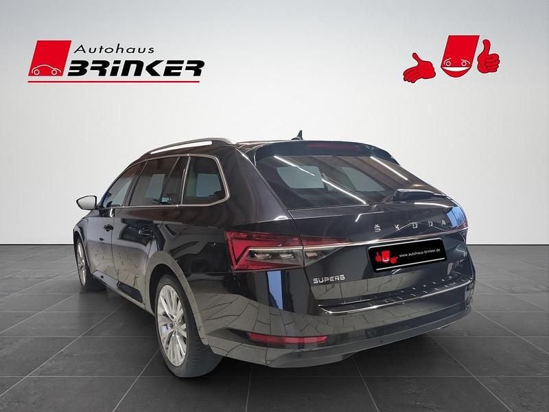 Gebraucht Skoda Superb Style 218 PS (160 kW) 2021 Blackmagic perleffekt Kombi