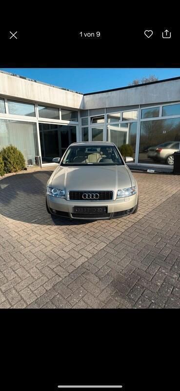 Silber Gebraucht 2001 Audi A4 Limousine | 1.900 € (Guter Preis) - Bild 1/4
