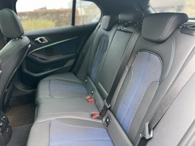 Gebraucht BMW 118 150 PS (110 kW) 2020 Grau Kleinwagen