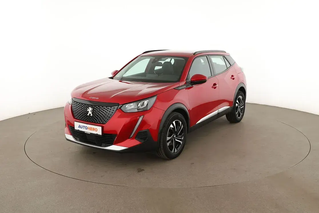 Gebraucht Peugeot 2008 Allure 131 PS (96 kW) 2020 SUV