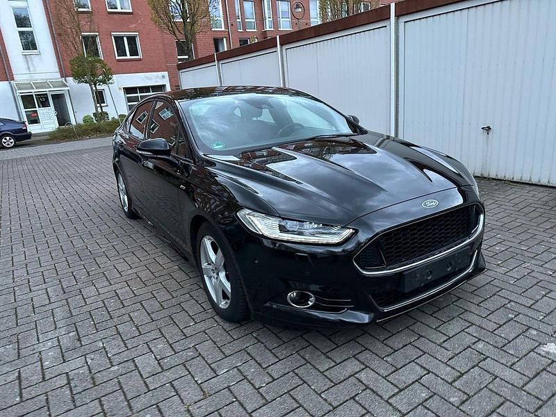 Gebraucht Ford Mondeo ST-Line 180 PS (132 kW) 2018 Schwarz Limousine