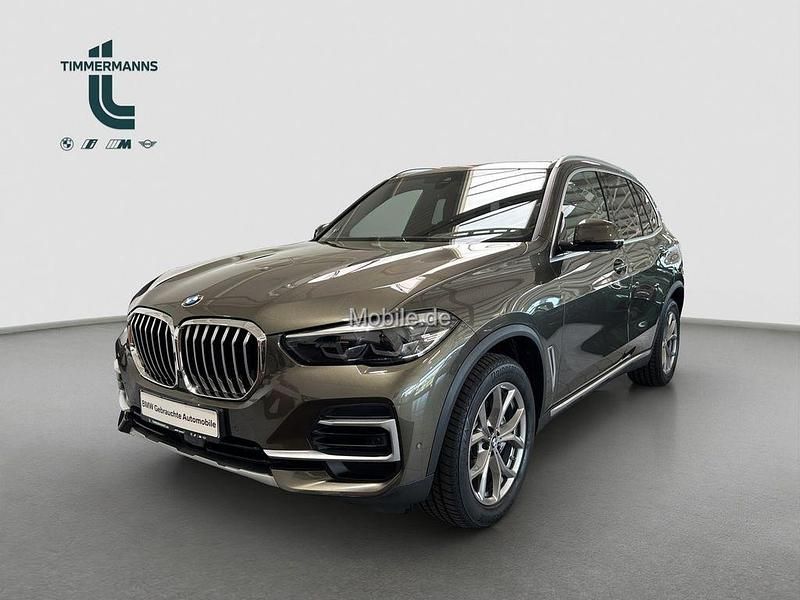 Grau Gebraucht 2022 BMW X5 Sport Line SUV | 53.680 € (Superpreis) - Bild 1/4