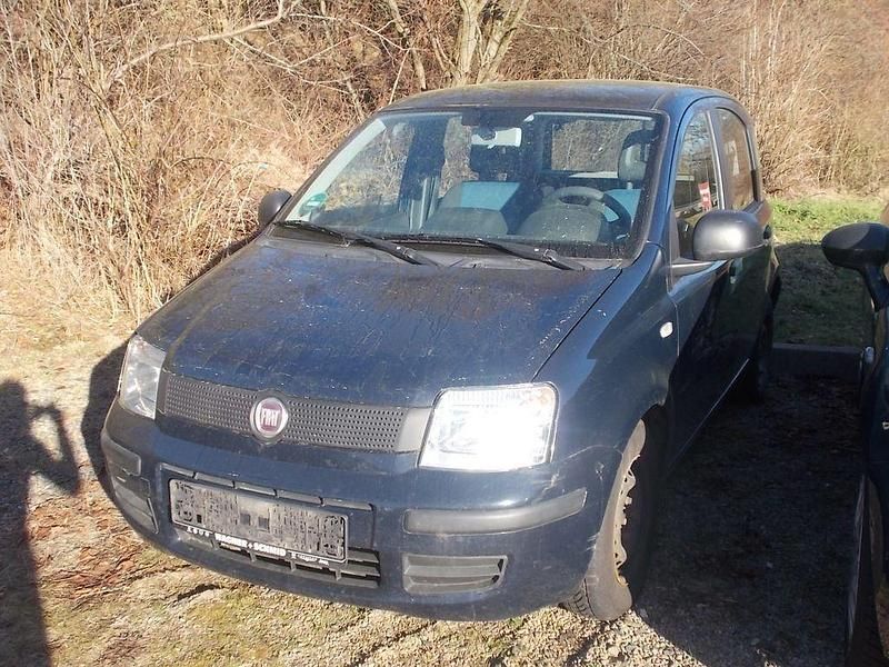 Gebraucht Fiat Panda Active 69 PS (50 kW) 2011 Blau Kleinwagen