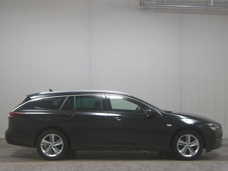 Gebraucht Opel Insignia Business 174 PS (127 kW) 2022 Schwarz Kombi