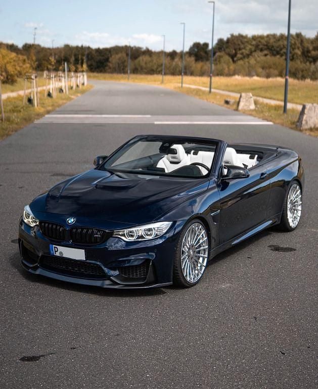 Blau Gebraucht 2015 BMW M4 Cabriolet Performance Cabrio | 46.990 € (Etwas zu teuer) - Bild 1/4