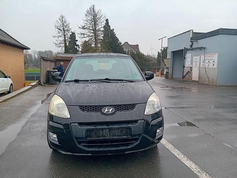 Gebraucht Hyundai Matrix Comfort 103 PS (75 kW) 2009 Schwarz Van / Kleinbus