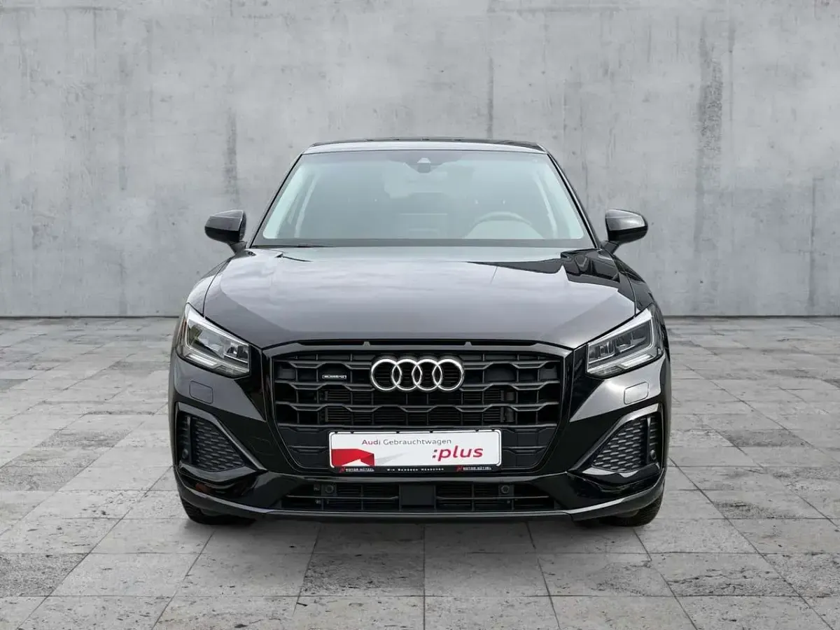 Gebraucht Audi Q2 Advanced 190 PS (139 kW) 2025 Mythosschwarz metallic SUV