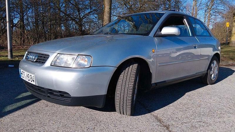 Gebraucht Audi A3 Ambition 101 PS (74 kW) 1998 Schwarz Kleinwagen
