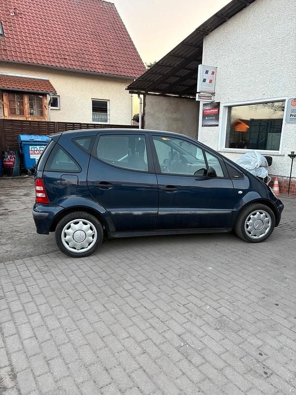 Gebraucht Mercedes A170 102 PS (75 kW) 2001 Blau Kleinwagen