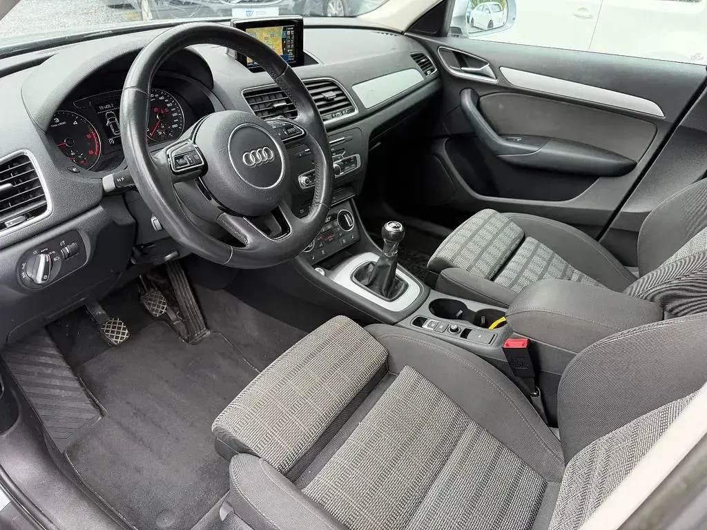 Gebraucht Audi Q3 Sport 184 PS (135 kW) 2016 Silber SUV