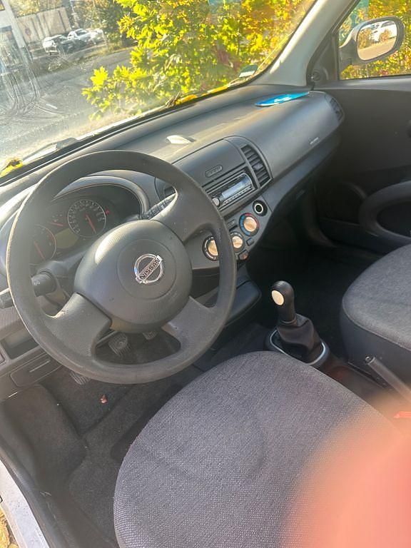 Weiß Gebraucht 2007 Nissan Micra Acenta Limousine | 1.300 € (Fairer Preis) - Bild 1/4