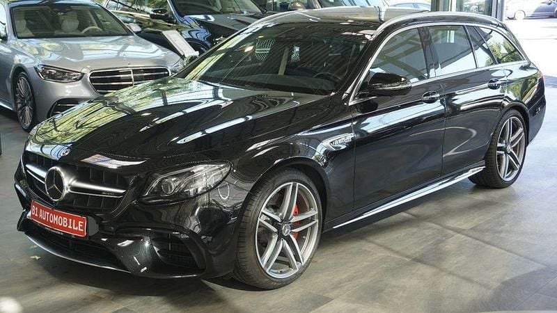 Schwarz Gebraucht 2018 Mercedes E63S AMG AMG Limousine | 62.991 € (Superpreis) - Bild 1/4