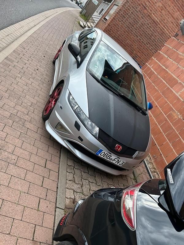 Silber Gebraucht 2007 Honda Civic Type R Coupé | 8.000 € (Fairer Preis) - Bild 1/3