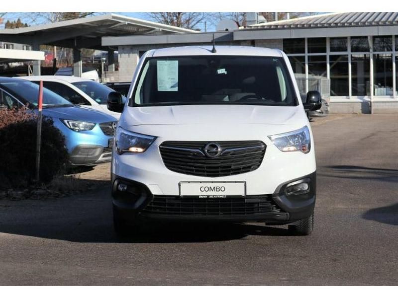 Gebraucht Opel Combo 102 PS (75 kW) 2023 Weiss icy Kombi