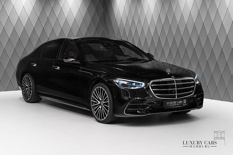Schwarz Gebraucht 2022 Mercedes S500L AMG line Limousine | 99.850 € - Bild 1/4