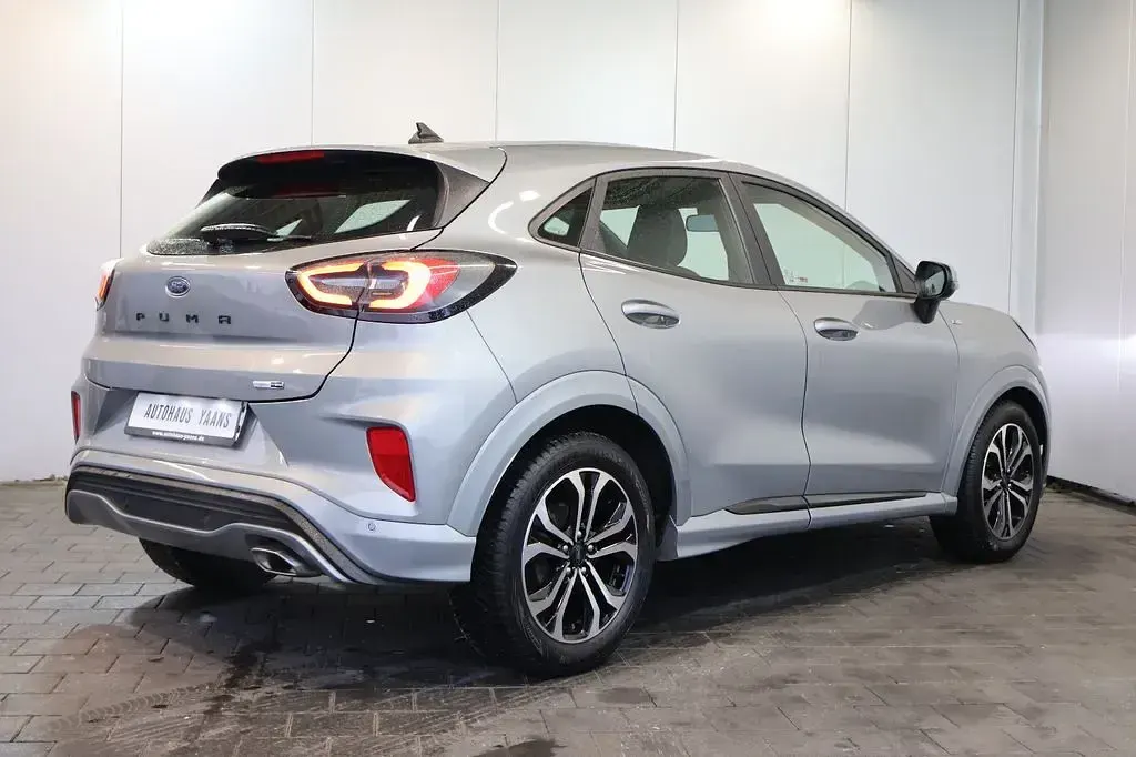 Gebraucht Ford Puma ST-Line 125 PS (91 kW) 2023 Silber SUV