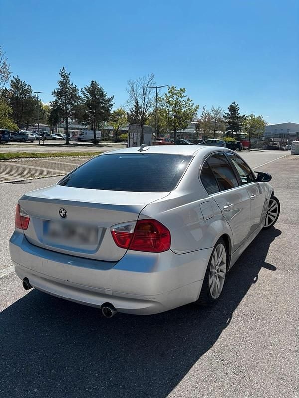 Usata BMW 335 286 CV (210 kW) 2008 Argento Berlina