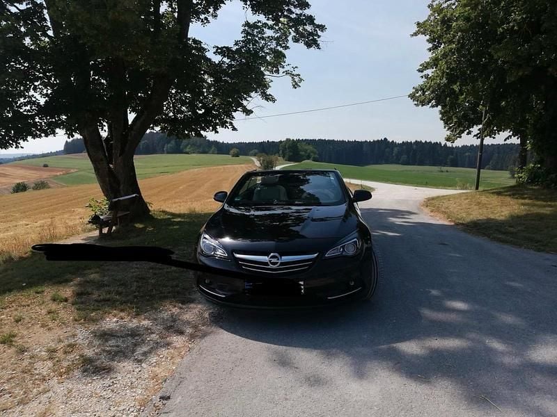 Gebraucht Opel Cascada 170 PS (125 kW) 2016 Schwarz Cabrio