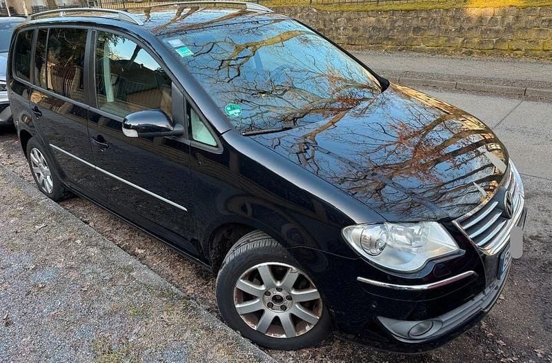 Gebraucht VW Touran 140 PS (102 kW) 2008 Schwarz Van / Kleinbus