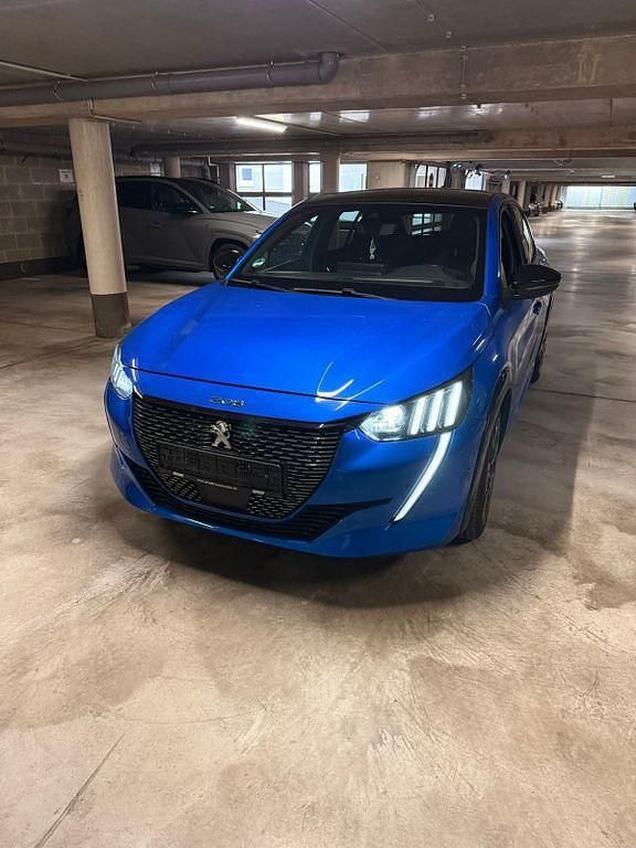 Blau Gebraucht 2020 Peugeot 208 Active Kleinwagen | 10.399 € (Superpreis) - Bild 1/4
