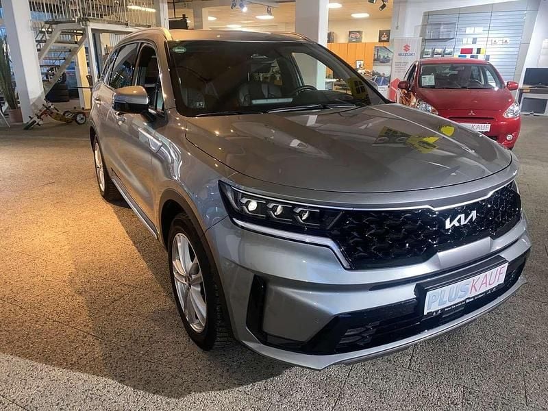 Gebraucht Kia Sorento Platinum 179 PS (131 kW) 2021 (klg) stahlgrau met. SUV