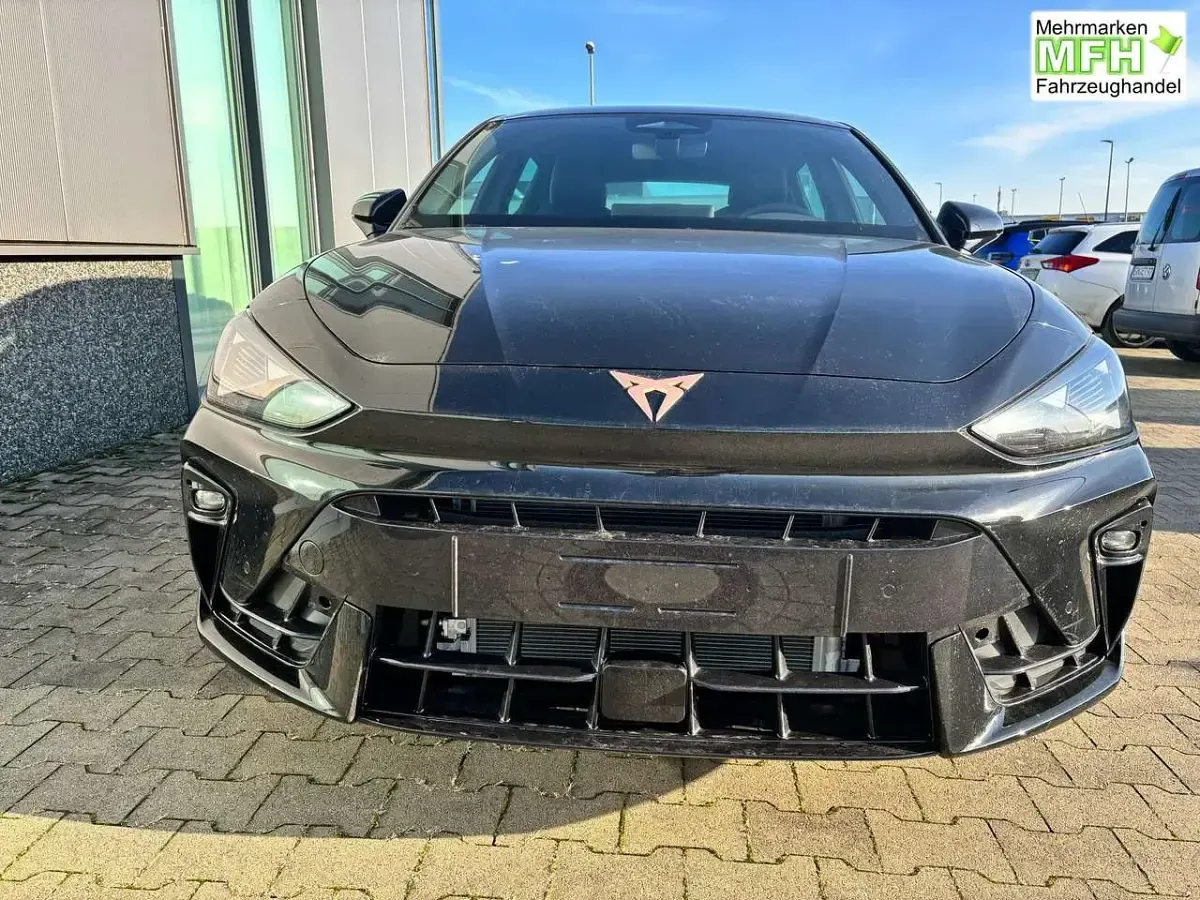 Neu Cupra Leon Basis 150 PS (110 kW) 2026 Metalliclackierung nachts... Limousine