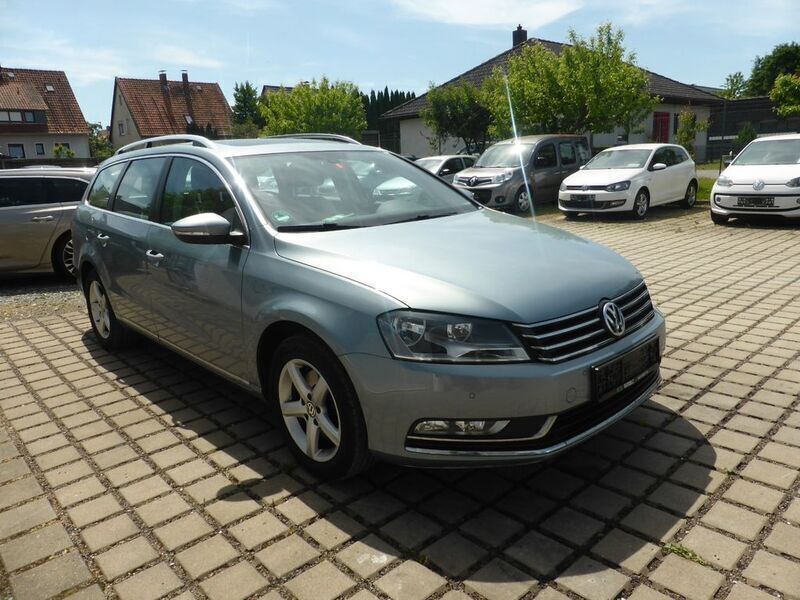 Grau Gebraucht 2012 VW Passat Comfortline Kombi | 9.890 € (Teuer) - Bild 1/4
