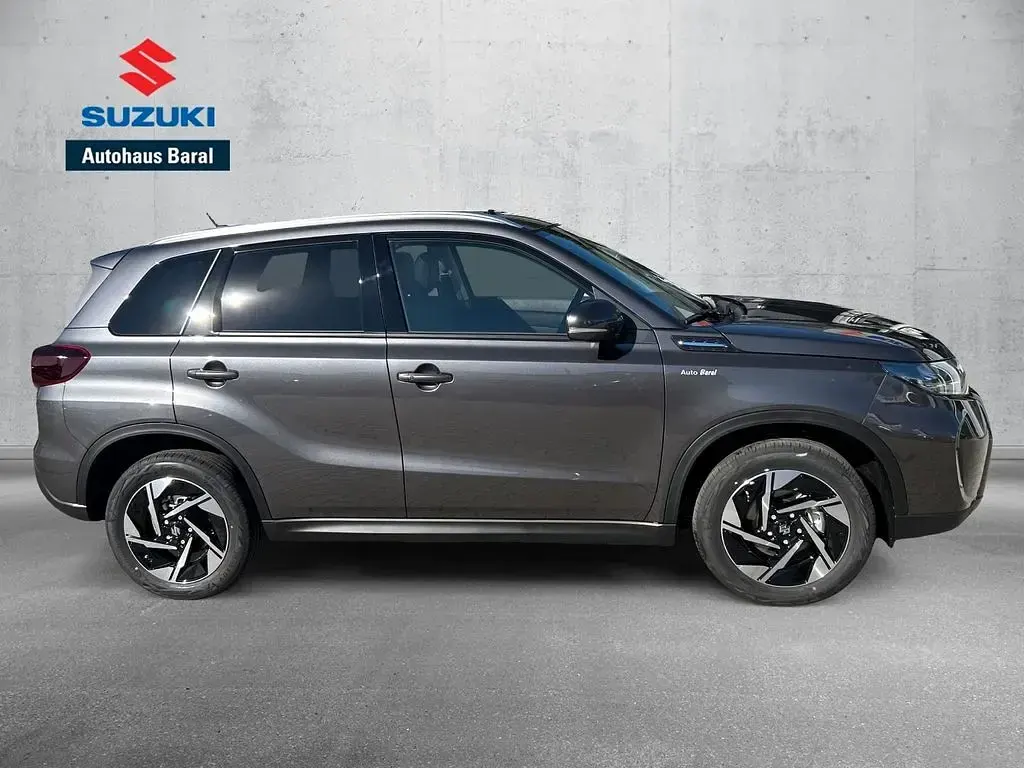 Neu Suzuki Vitara Comfort+ 110 PS (80 kW) 2026 Titan dark gray pearl SUV
