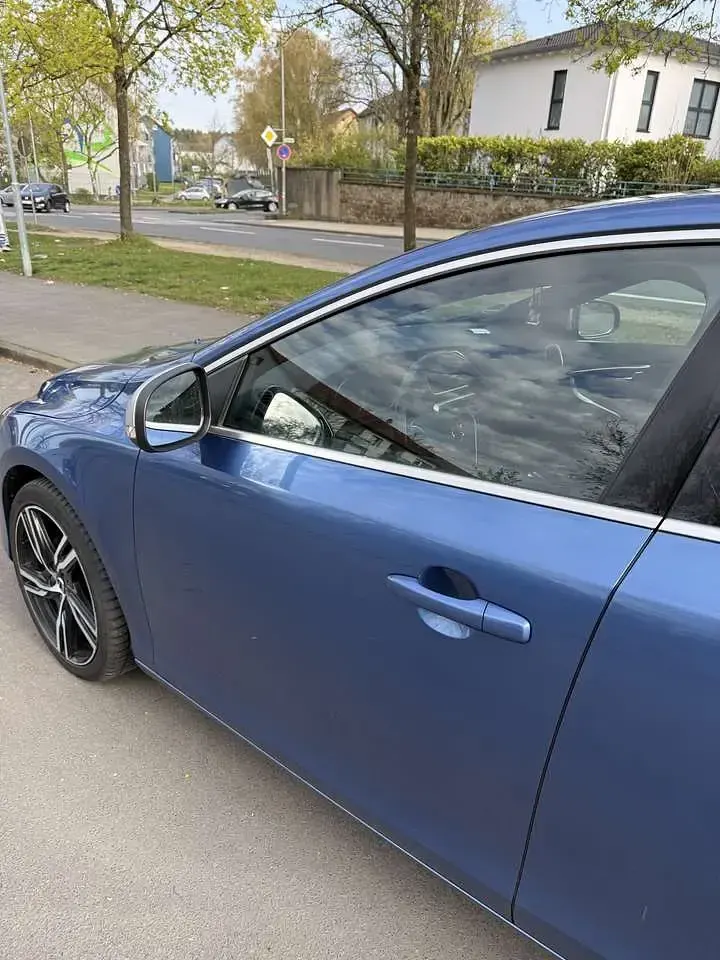 Gebraucht Volvo V40 R-Design 120 PS (88 kW) 2017 Limousine