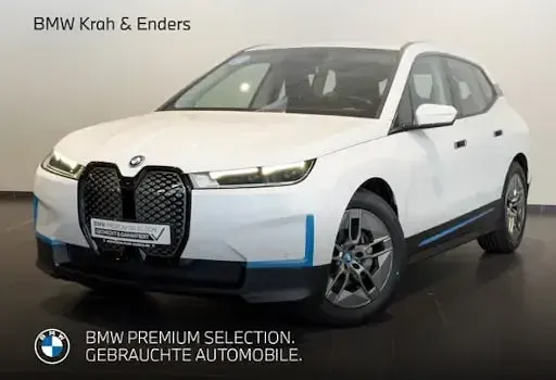 Gebraucht BMW iX 300 kW (408 PS) 2021 Weiß SUV