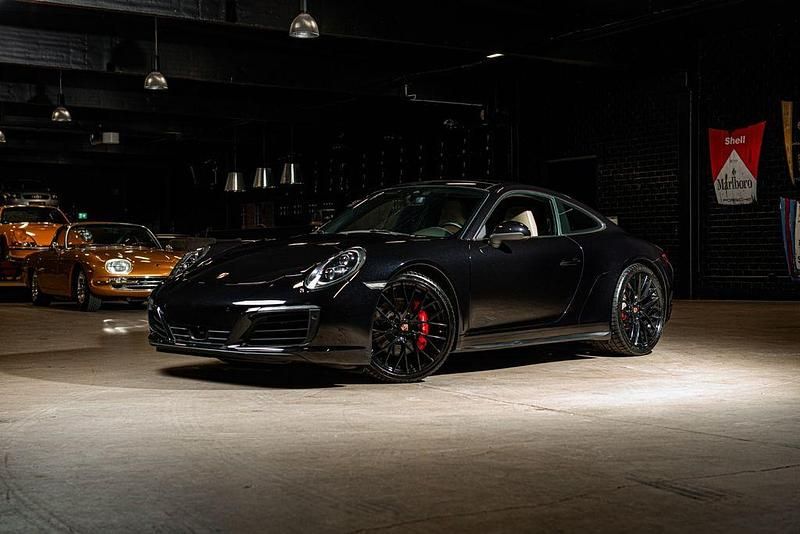 Schwarz Gebraucht 2018 Porsche 911 Carrera 4S | 99.991 € (Fairer Preis) - Bild 1/4