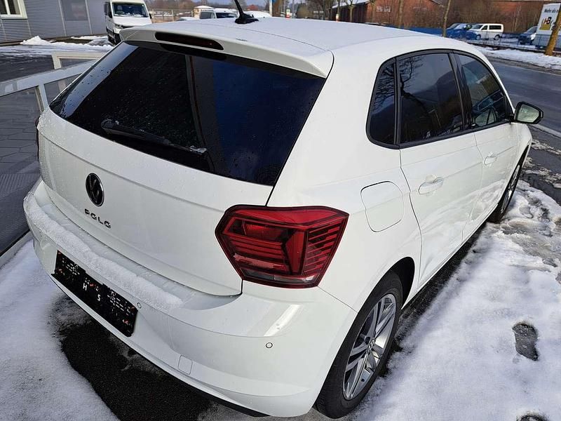 Gebraucht VW Polo Active 95 PS (69 kW) 2022 Pure white Kleinwagen