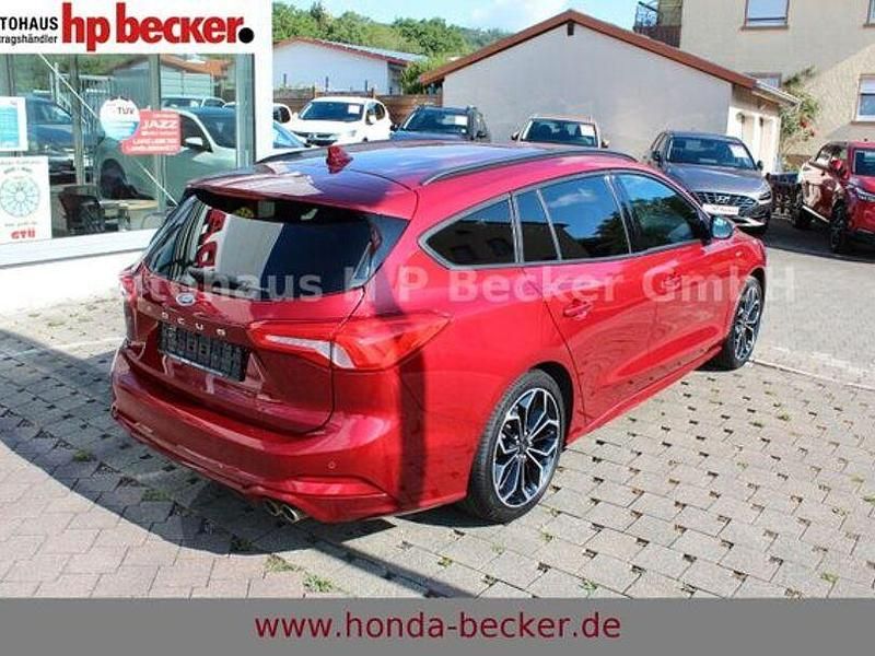 Usata Ford Focus ST-Line 150 CV (110 kW) 2020 Rosso Berlina