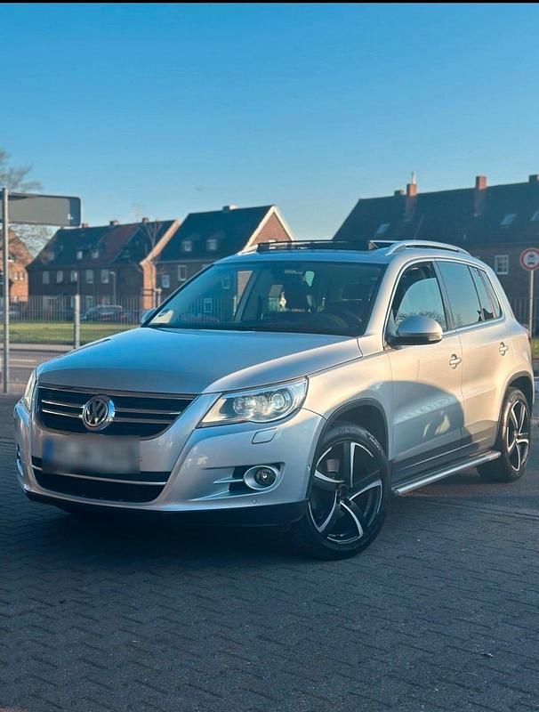 Silber Gebraucht 2010 VW Tiguan SUV | 12.000 € (Teuer) - Bild 1/4