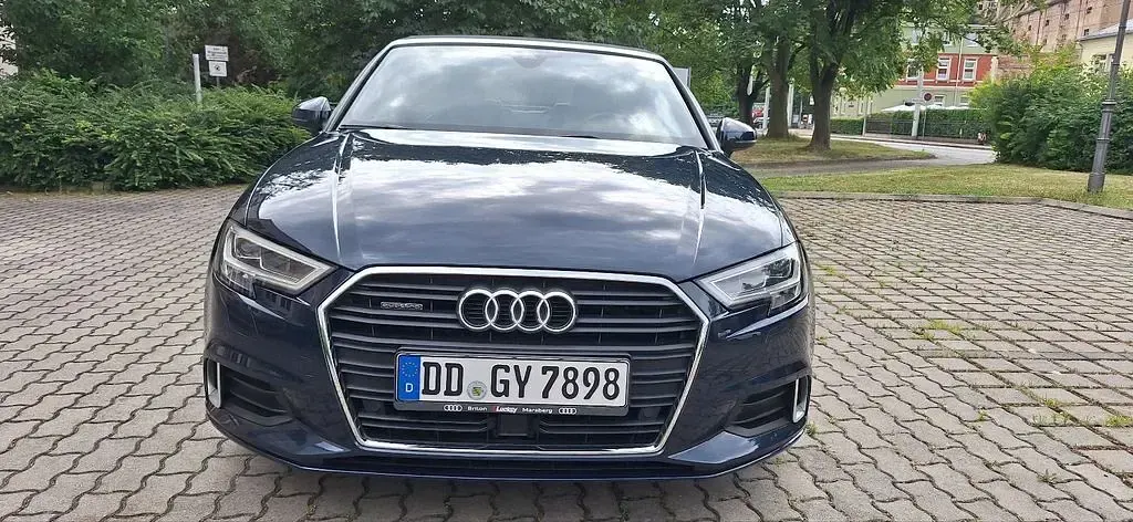 Gebraucht Audi A3 Cabriolet S-Line 190 PS (139 kW) 2017 Blau Cabrio