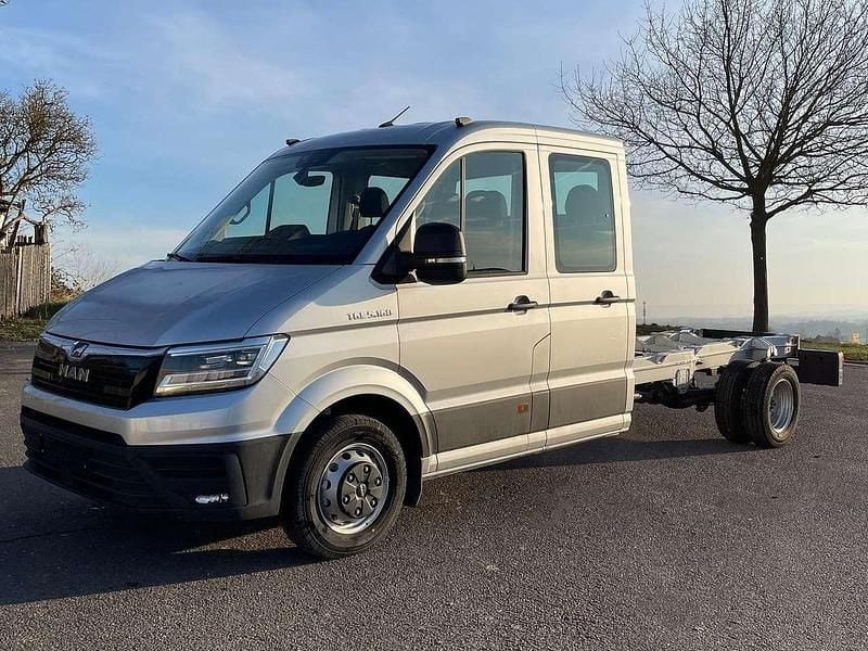 Neu MAN TGE 163 PS (119 kW) 2025 Reflexsilber metallic Van