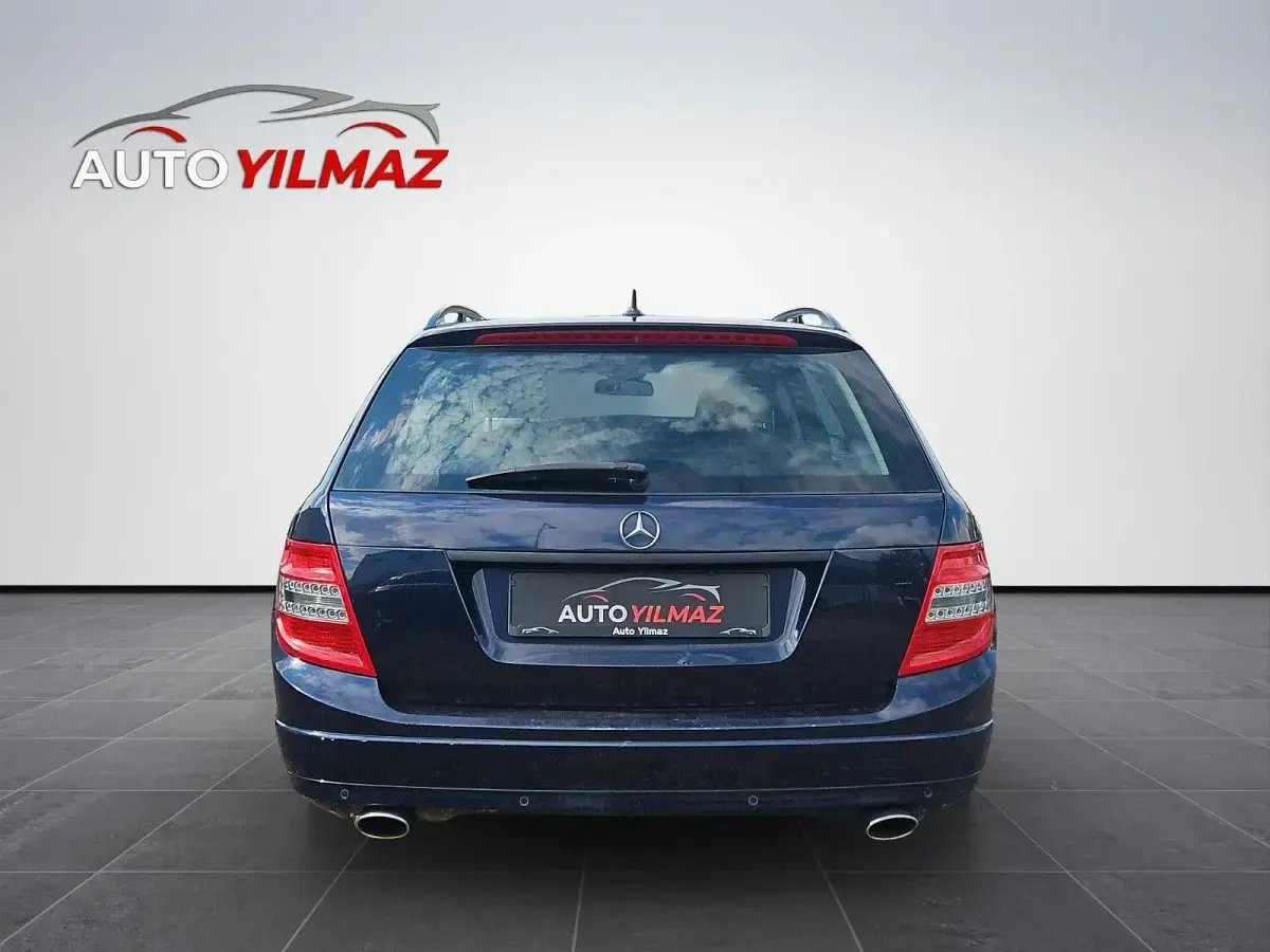 Gebraucht Mercedes C230 Avantgarde 204 PS (150 kW) 2008 Blau Kombi