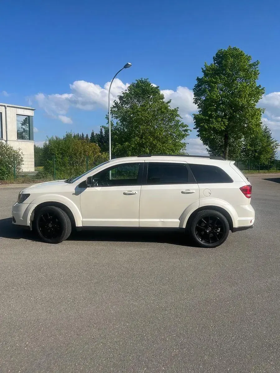 Usado Fiat Freemont 170 CV (125 kW) 2014 Blanco SUV