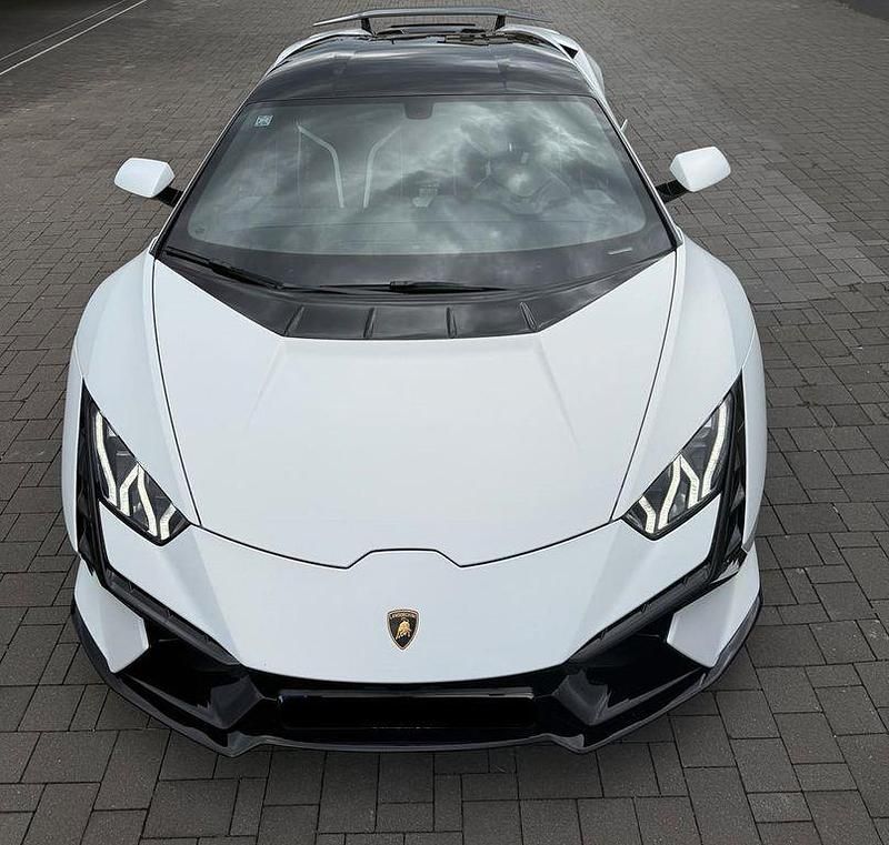 Gebraucht Lamborghini Huracán 640 PS (470 kW) 2024 Weiß