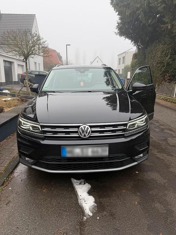 Gebraucht VW Tiguan 150 PS (110 kW) 2018 Schwarz SUV