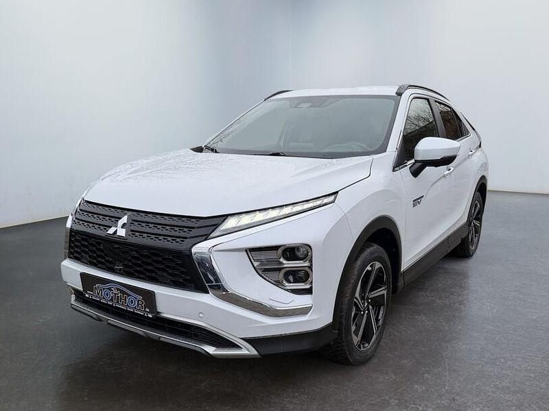 Gebraucht Mitsubishi Eclipse Cross Edition 188 PS (138 kW) 2021 Titanweiss SUV