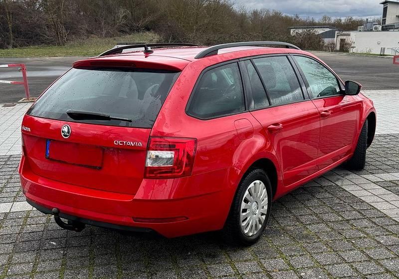 Gebraucht Skoda Octavia Style 116 PS (85 kW) 2019 Rot Kombi