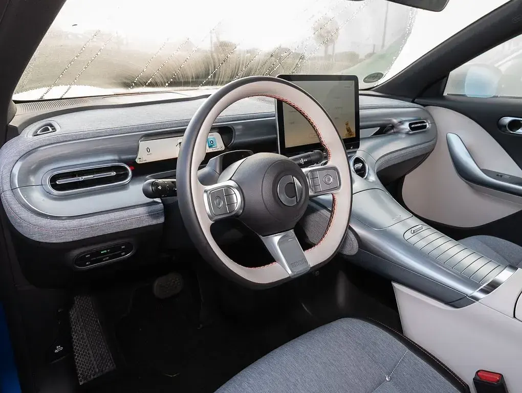 Second-hand Smart #3 Pro+ 200 kW (272 CP) 2025 Albastru SUV