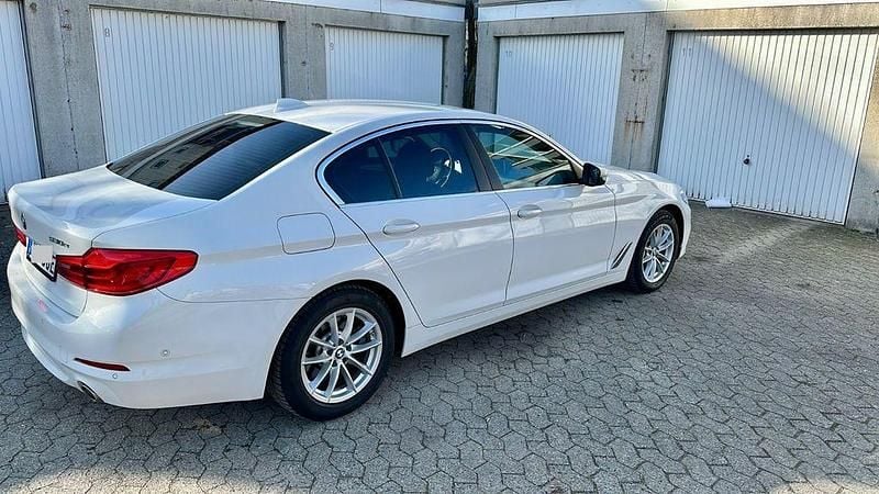 Gebraucht BMW 530e iPerformance 252 PS (185 kW) 2019 Weiß Limousine