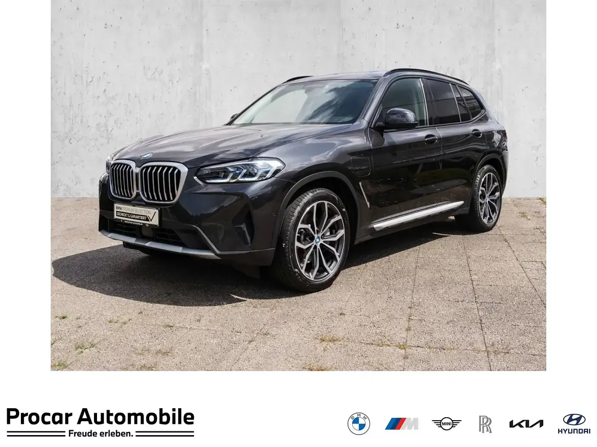 Gebraucht BMW X3 Sport Line 184 PS (135 kW) 2023 SUV