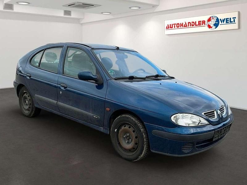 Gebraucht Renault Mégane Authentique 107 PS (78 kW) 2001 Blau Limousine
