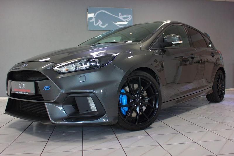 Magnetic grau met Gebraucht 2018 Ford Focus RS Limousine | 34.700 € (Etwas zu teuer) - Bild 1/4
