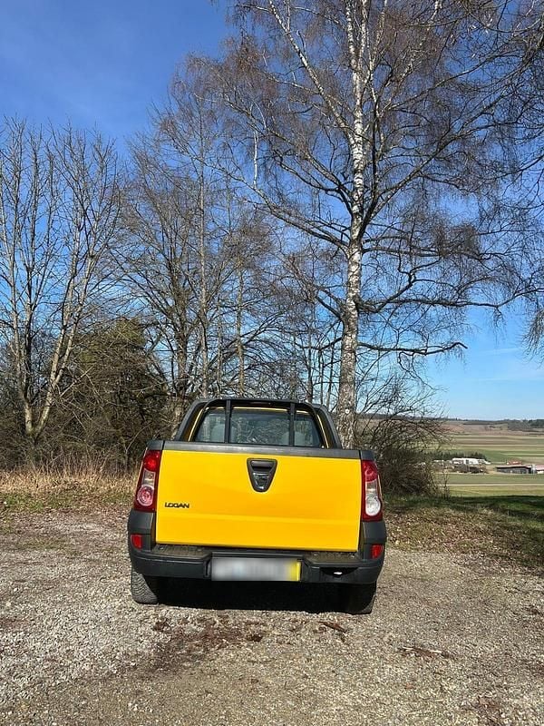 Gebraucht Dacia Logan 88 PS (64 kW) 2012 Gelb Pickup