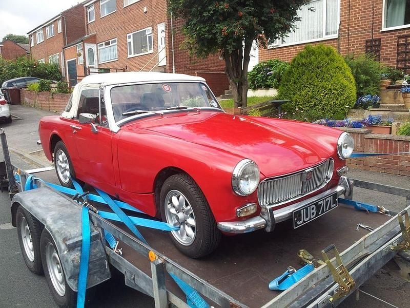 Second-hand MG Midget 65 CP (47 kW) 1972 Roșu Cabrio